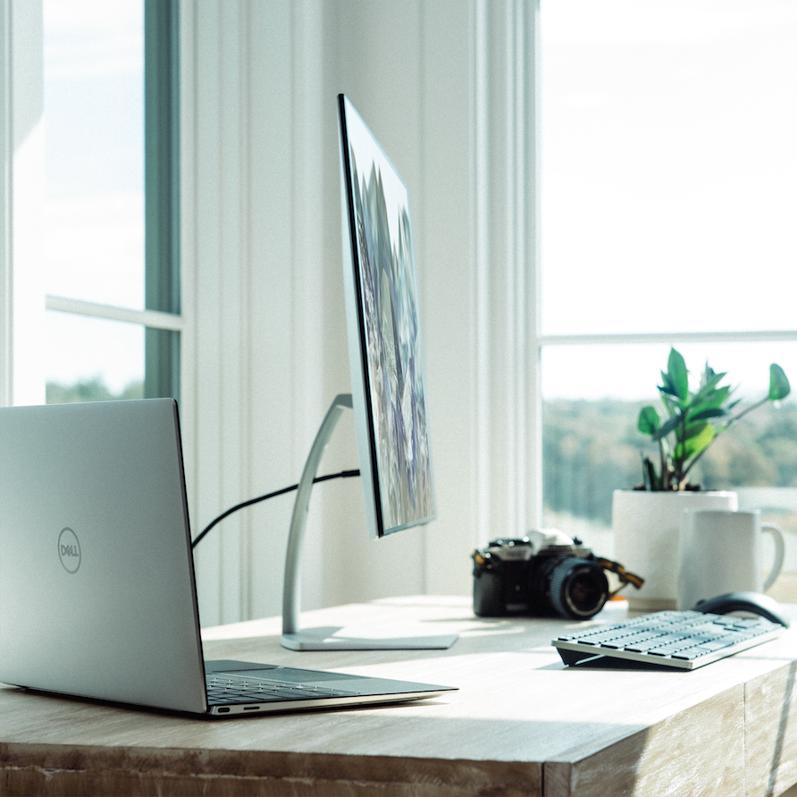 Tech & Gadgets 💻