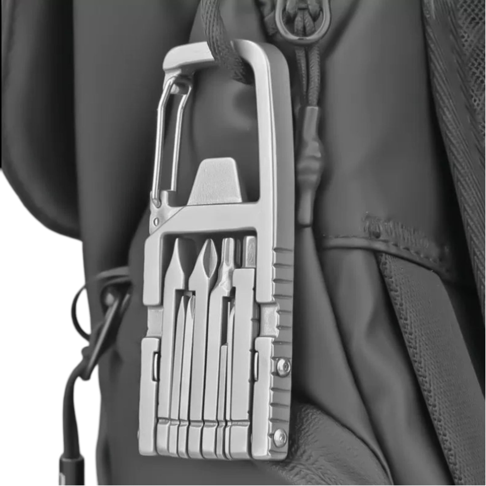CMT05 13-in-1 Multipurpose Tools